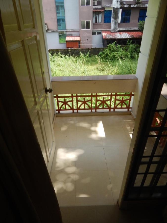 Royal Homes Kochi Buitenkant foto